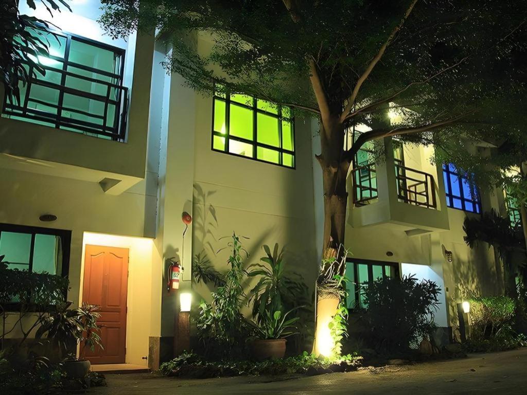 Chayada Garden House And Resort Hotel Nakhonratchasima Esterno foto