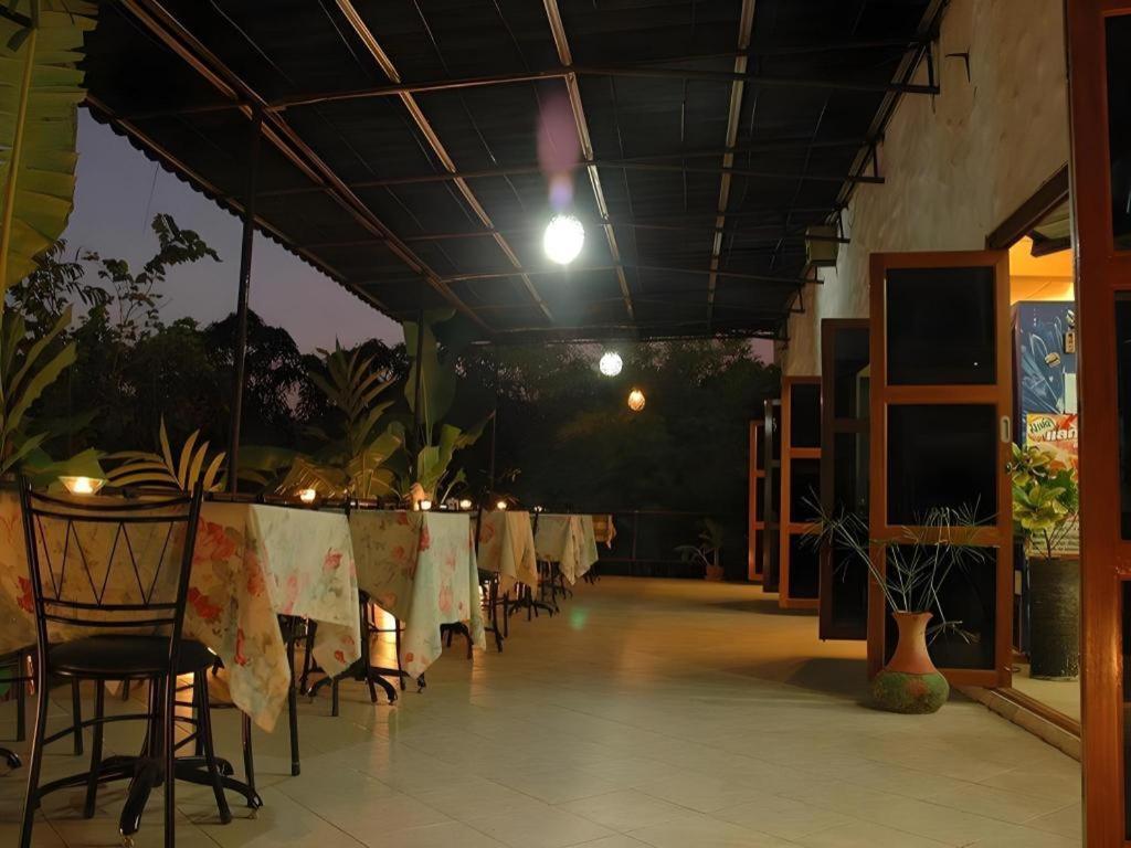 Chayada Garden House And Resort Hotel Nakhonratchasima Esterno foto