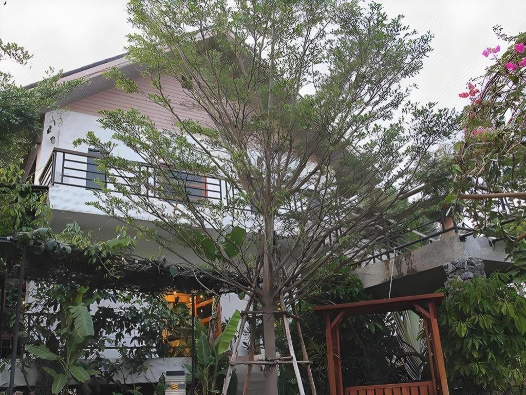 Chayada Garden House And Resort Hotel Nakhonratchasima Esterno foto