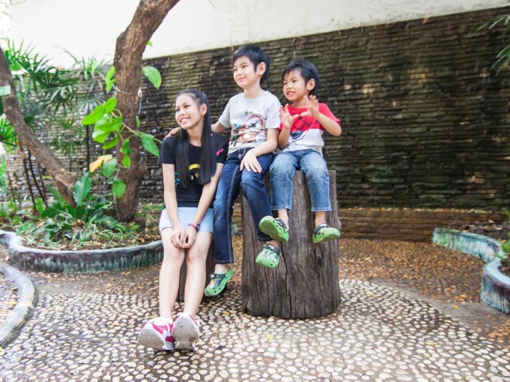 Chayada Garden House And Resort Hotel Nakhonratchasima Esterno foto