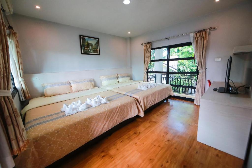 Chayada Garden House And Resort Hotel Nakhonratchasima Esterno foto