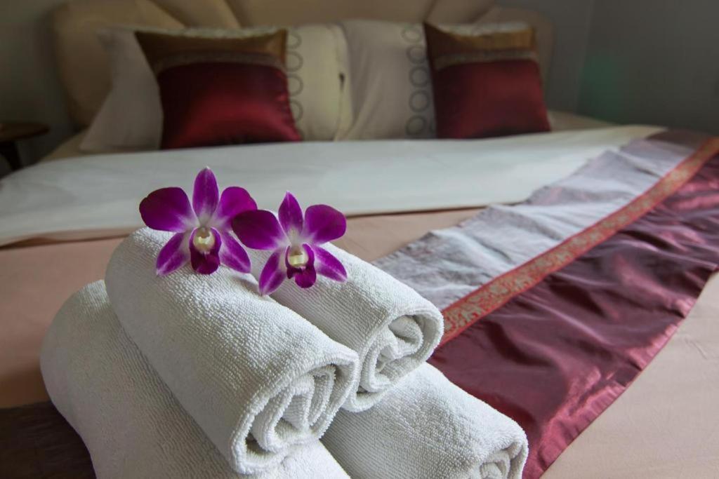 Chayada Garden House And Resort Hotel Nakhonratchasima Esterno foto