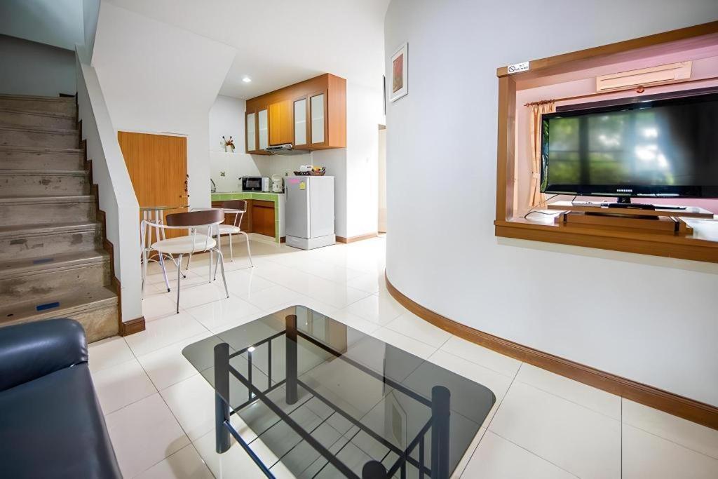 Chayada Garden House And Resort Hotel Nakhonratchasima Esterno foto